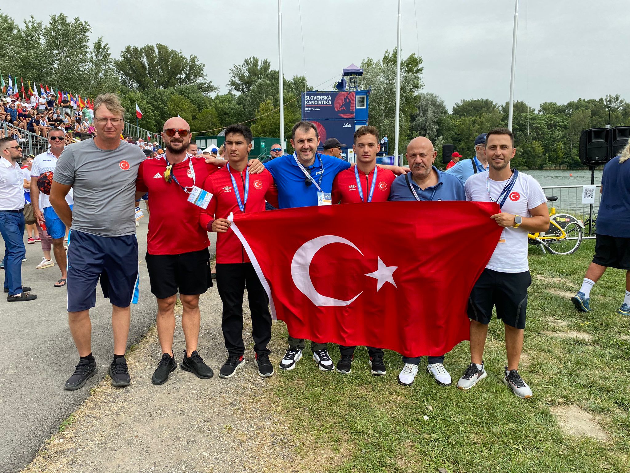 Sakarya’nın sporcusu Ay Yıldızla Avrupa’daki tarihi değiştirdi: Türkiye için bir ilk