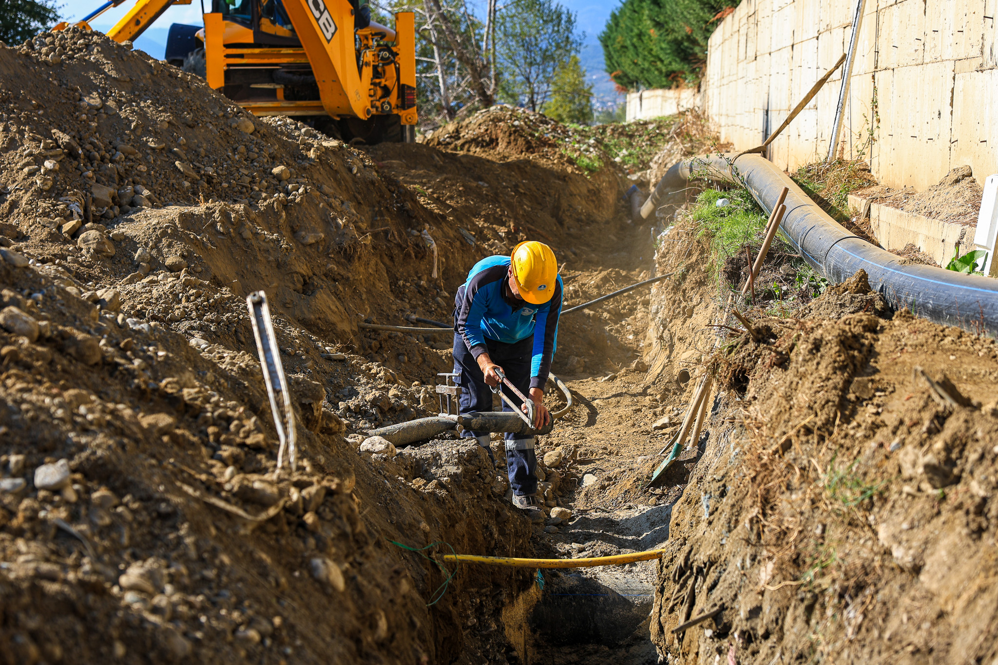Geyve’de içme suyu iletim kapasitesi iki katına çıkarıldı