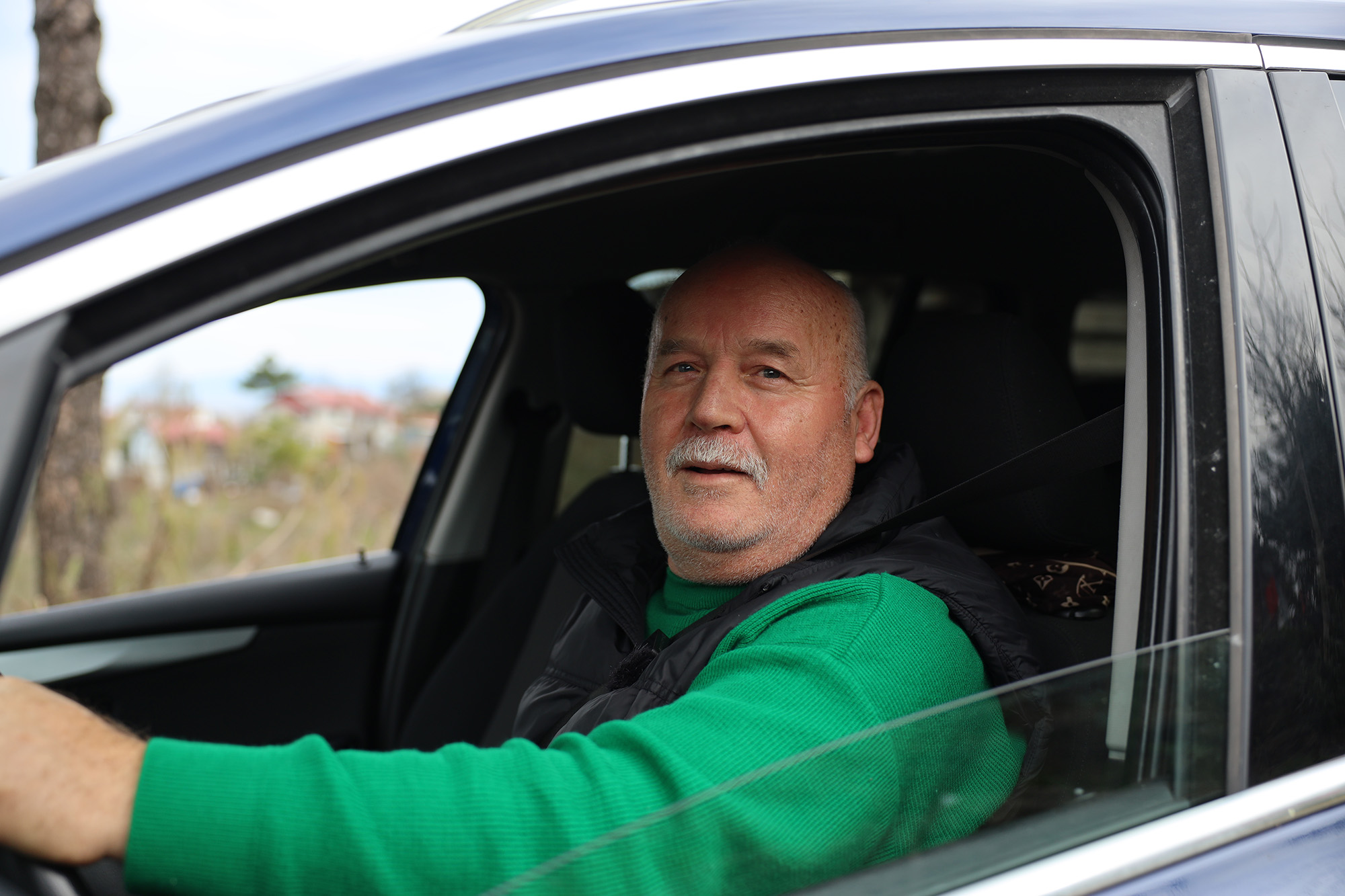 Erenler Tepe Mahallesi sakinlerinden Büyükşehir’e asfalt teşekkürü