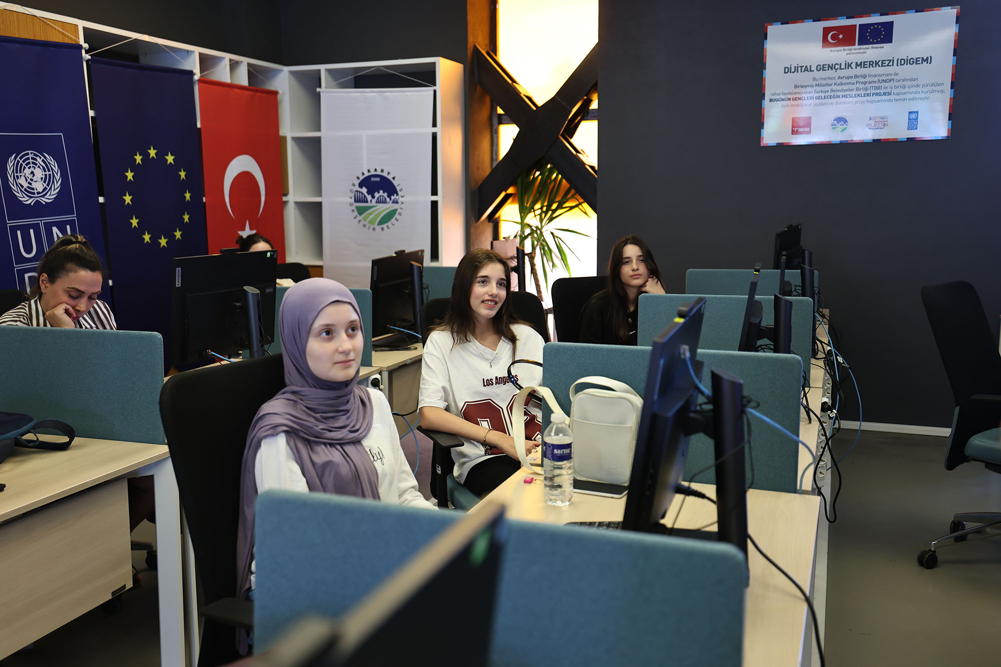 Genç Atölye’de dolu dolu yaz dönemi sona erdi