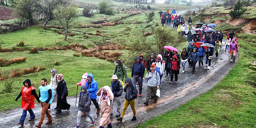 Yürüyüşlerin Adresi Pamukova Oldu