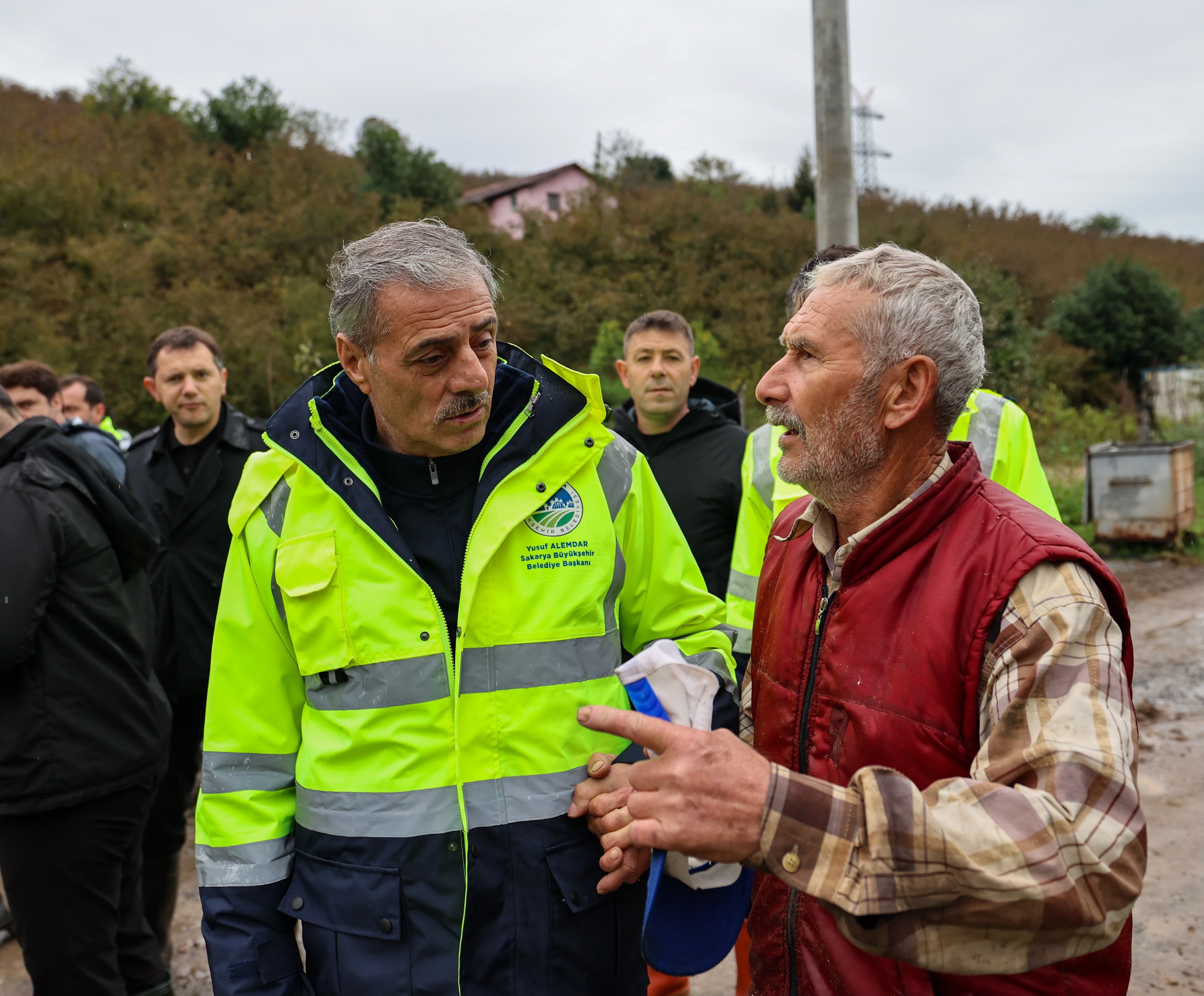 “İlk andan itibaren sahadayız, vatandaşlarımızın yanındayız”