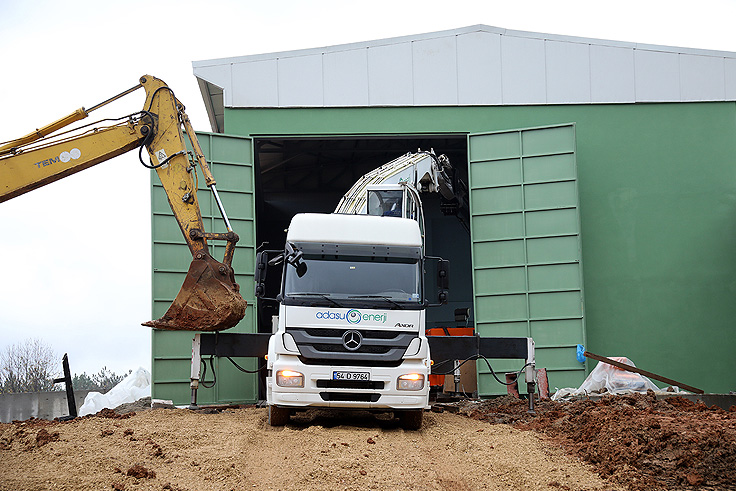 Keremali HES’te türbin montajı başladı