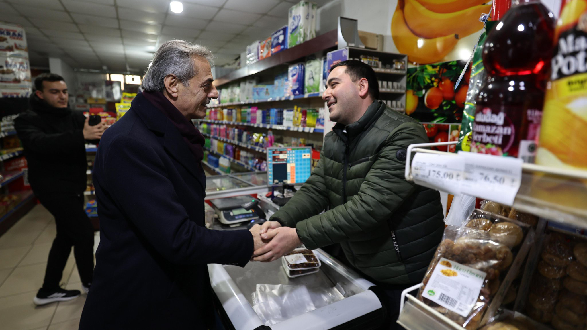 “İki ilçemizin sosyal dokusuna dokunacak yatırımları tamamlıyoruz”
