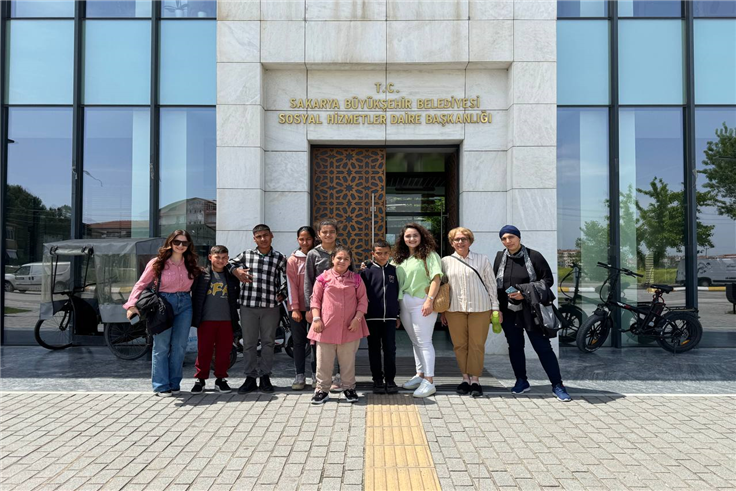 Engelsiz hobi atölyelerinde özel öğrenciler arkadaşlıklarını pekiştiriyor