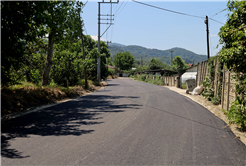 Arifiye’nin iki büyük mahallesini bağlayan yol Büyükşehirle sil baştan