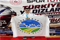 Büyükşehir sporcularından farklı branşlarda gururlandıran başarı