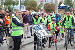 Trafik Haftası’nda pedallar şehrin merkezinde döndü