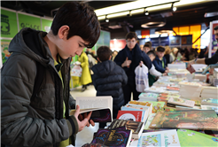 Sakarya Çocuk Edebiyatı Fuarı’na akın ediyor: 2 günde rekor katılım