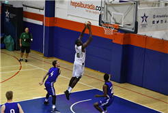 Büyükşehir Efes’e geçit vermedi