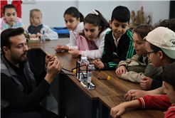 Minikler Ayçiçek Vadisi’nde dolu dolu bir gün yaşadı