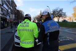 Büyükşehir ve Emniyet’ten Engelliler Günü’nde ‘mesaj’ niteliğinde denetim