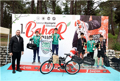 Sapanca’da Bahar Koşusu heyecanı: 700 sporcu Huzur Koridoru’nda buluştu