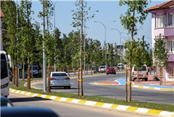 Sakarya’nın merkezine kesintisiz ulaşım artık mümkün: Alparslan Türkeş Caddesi aydınlatması ve peyzajıyla tamamlandı