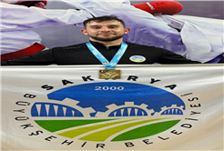 Büyükşehir sporcularından en özel dereceler