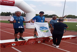 Büyükşehirli sporcu Sakarya’ya altın madalyayla döndü