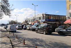 Her köşe başında aynı hatırlatmayı yapıyorlar: Bu şehir hepimizin…