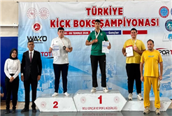 Kick boksta Büyükşehir rüzgârı: 3 Türkiye şampiyonluğu
