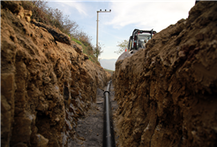 Hendek’in iki mahallesi kaynak suyu içecek