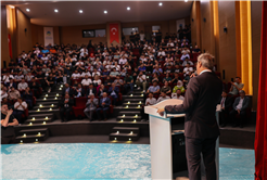 “Takip eden değil, tasarlayan, üreten, yön veren bir gençliğimiz var”