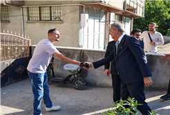 “Arifiye Atatürk Caddesi’ni baştan aşağı yeniliyoruz”