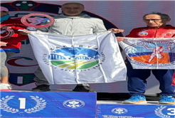 Büyükşehirli güreşçilerden Ankara’da madalya yağmuru