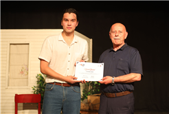 Genç Sahne’den alkış alan final: 6 aylık emek “Kapılar” ile sahneye taşındı