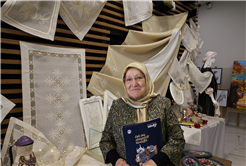 SAMEK kursiyerlerinden Geyve’de sanat şöleni: 350’yi aşkın eser sanatseverlerin beğenisine sunuldu