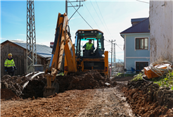 Merkeze 85 kilometre uzaklıktaki Taraklı Alballar’da altyapı dönüşümü başladı