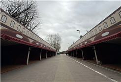 Geleneksel hale gelen Kitap Sokağı Ramazan’a hazırlanıyor