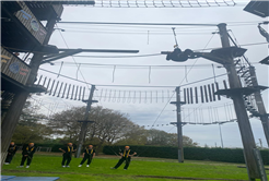 Macera Park’ta adrenalin dolu deneyimle çok şey öğreniyorlar