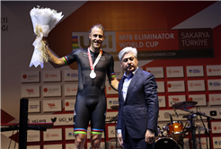 Şampiyon pedallar MTB Dünya Kupası’nda nefes kesti