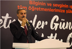 Yusuf Alemdar yarınların mimarı öğretmenlerle buluştu: “Siz medeniyetimizi geleceğe taşıyan yol göstericilersiniz”