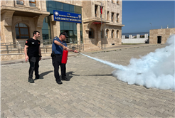 İtfaiyeden yangınlara doğru müdahale için gerçekçi tatbikat 