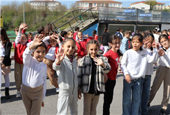 Minikler Ayçiçek Vadisi’nde dolu dolu bir gün yaşadı