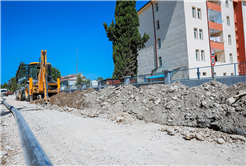 Büyükşehir Belediyesi güçlü altyapı çalışmalarını Akyazı ile buluşturdu