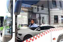 Toplu taşımaya kadın eli: Zorlu eğitimden sonra kontağı çevirip ‘Biz de varız’ dediler…