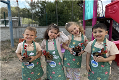 Minik bahçıvanlar çiçeklerle geleceği şekillendiriyor 