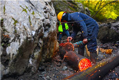 Hendek’e bin metre yükseklikten iki adet yeni içme suyu kaynağı
