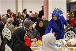 “Başımızın tacı büyüklerimizi asla yalnız bırakmayacağız”