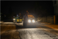 Altyapısı tamamlanan 18 Nisan Caddesi’ne 750 ton asfalt