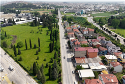 Arifiye’nin merkezi Büyükşehirle sil baştan yenileniyor