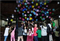 Sakarya’da Ramazan’ın neşesini şehrin dört bir yanına taşıyorlar: Gösteriler, oyunlar, ikramlar…