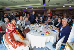 Hiçbir zaman yalnız değilsiniz ve biz de sizin duanızla güçlüyüz