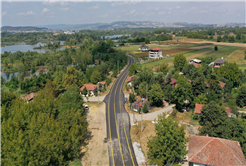 Büyükşehir Arifiye’de 7 mahallenin yolunu tablo gibi işledi: “Yollarımız artık yeni, güvenli ve rahat”