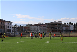 Futbol, basketbol, voleybol sahası Hanlıköy’de çocukların göz bebeği oldu