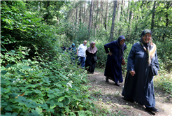 Yaşlılar Büyükşehir YADEM’le yeşilin tonları arasında gezintiye çıktı