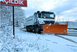 Büyükşehir karla mücadele için göreve hazır: Ekipler teyakkuzda
