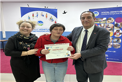 Engelsiz Hobi Atölyelerinde karne sevinci