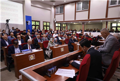 Büyükşehir Meclisi’nde tarihi karar: 153 kırmızı dolmuş taksiye dönüşüyor